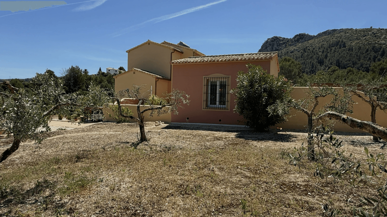 Eine Oase der Ruhe. Traumhaftes Finaanwesen mit großem Grundstück und 100% Privatsphäre nahe Denia, Oliva, Javea.