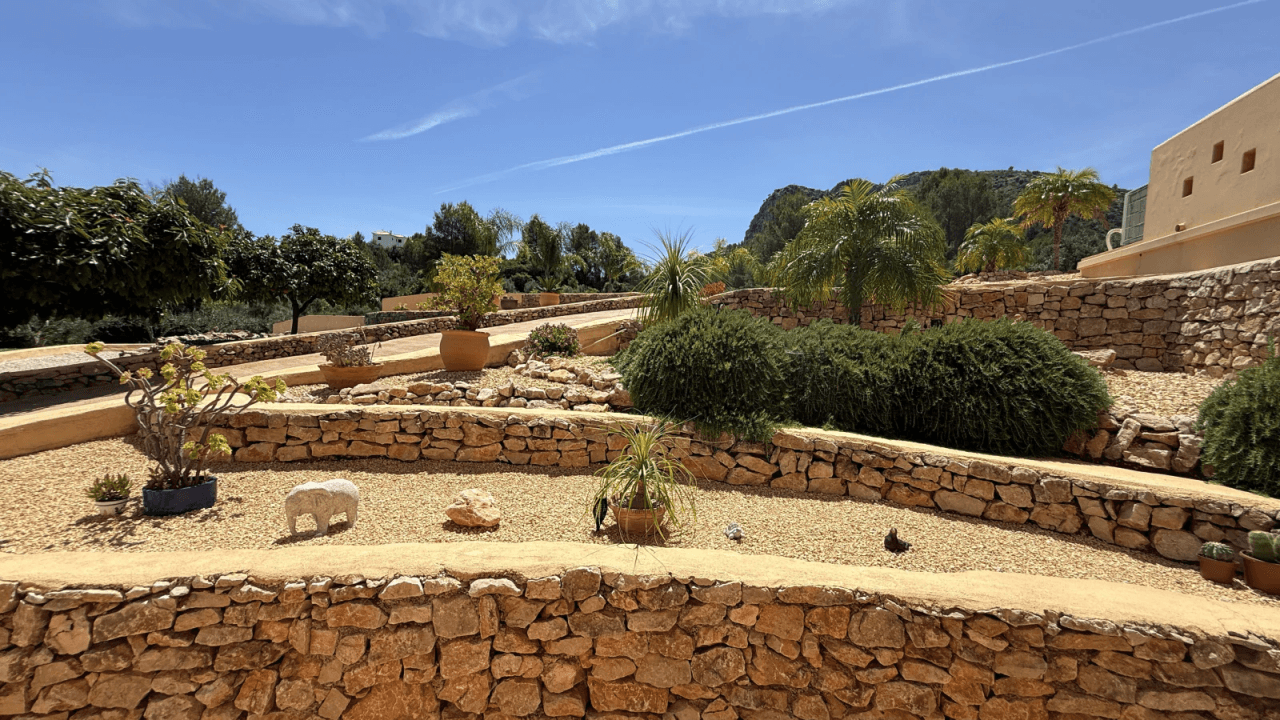 Eine Oase der Ruhe. Traumhaftes Finaanwesen mit großem Grundstück und 100% Privatsphäre nahe Denia, Oliva, Javea.
