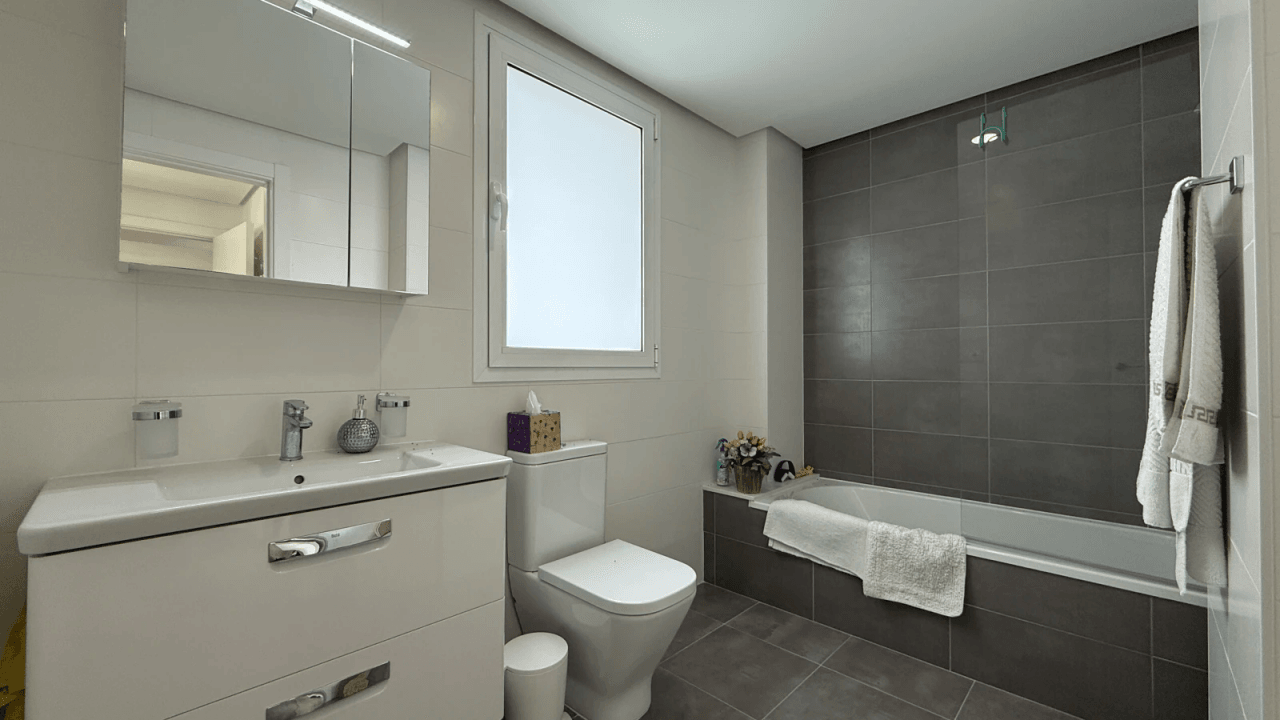 Exklusives Penthouse in Oliva Nova – mediterraner Lifestyle mit internationalem Flair