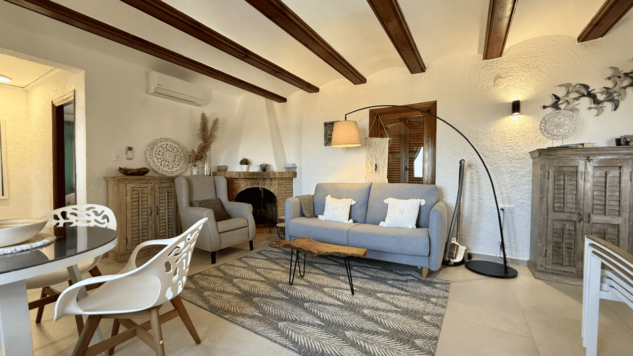 Exklusive Meerblick-Villa mit Infinity-Pool und traumhaftem Außenbereich
