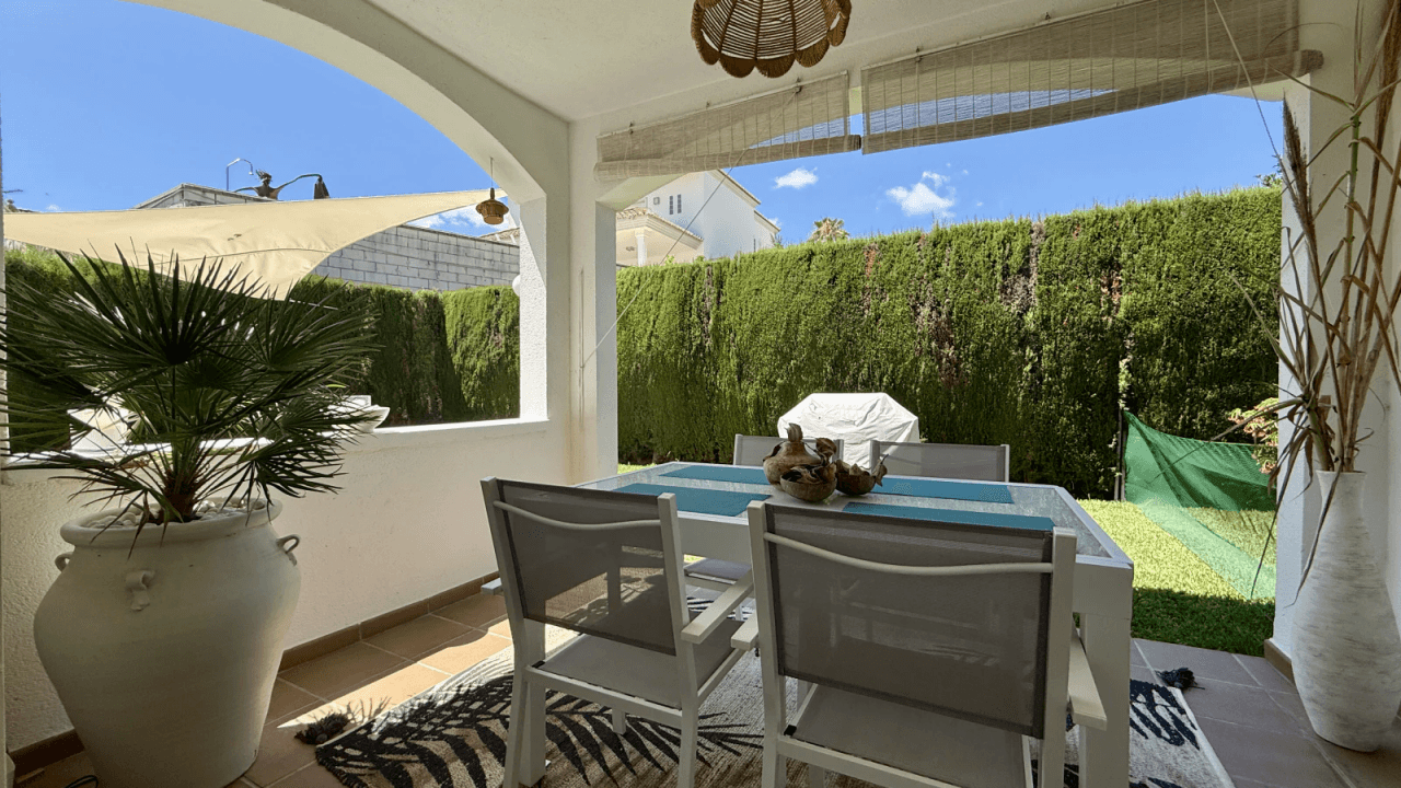 Schönes, sonniges Reiheneckhaus in gepflegter und ruhiger Wohnanlage mit hohem Erholungswert