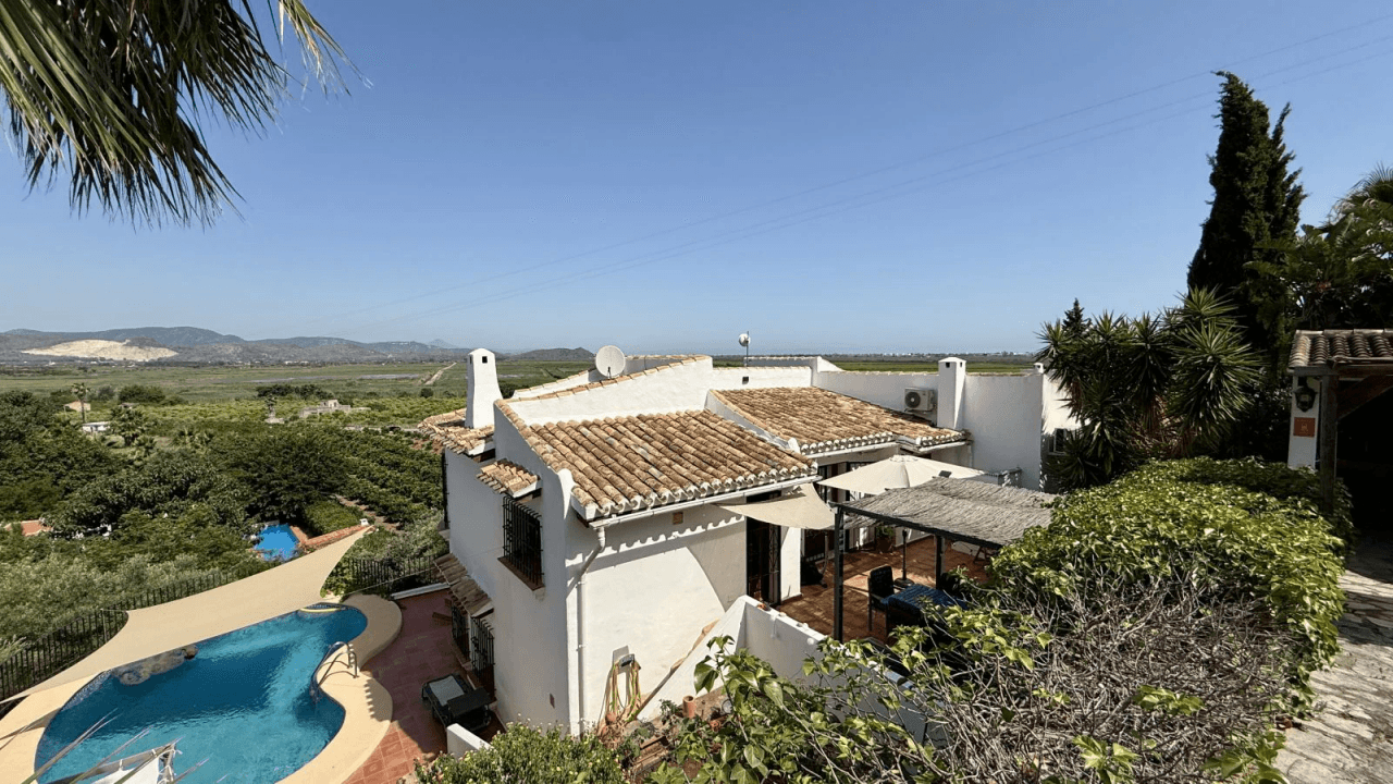 Mediterranes Anwesen am Monte Pego mit Gäste-Casita, zwei privaten Pools und vielseitigem Potenzial
